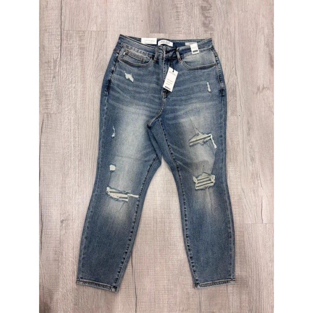 Judy Blue High Waist Slim Fit Distressed Jeans – 16W – NWT